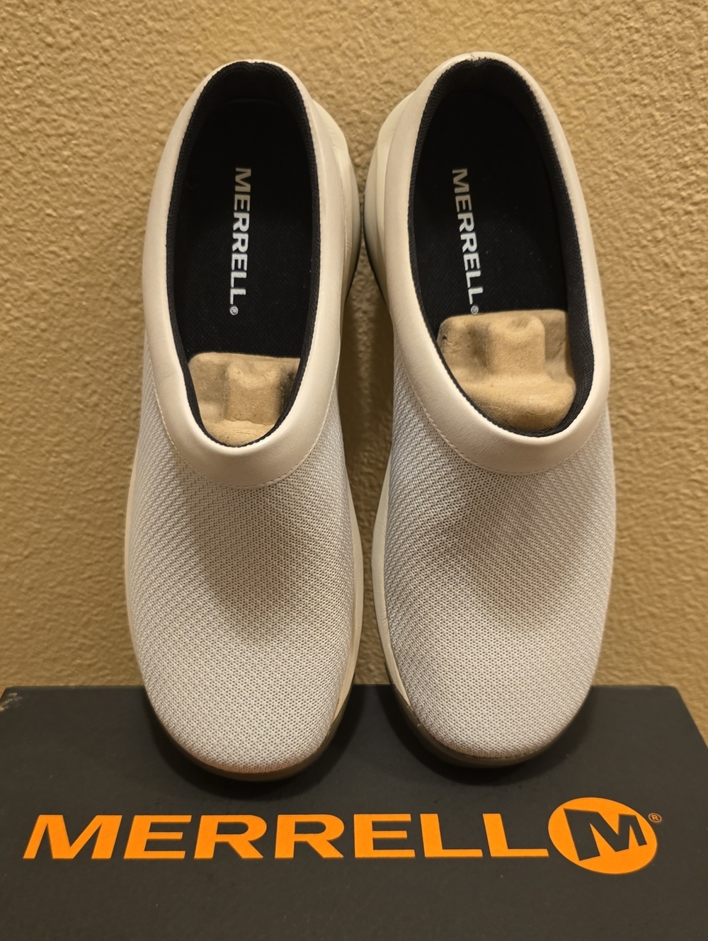 Women's Merrell Encore Breeze 4 / Size 9 / Birch